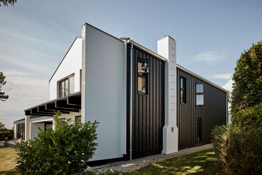 Fin tag- og facadeløsning på Fyn, Strandvej 54B, Ballen, 5762 Vester Skerninge